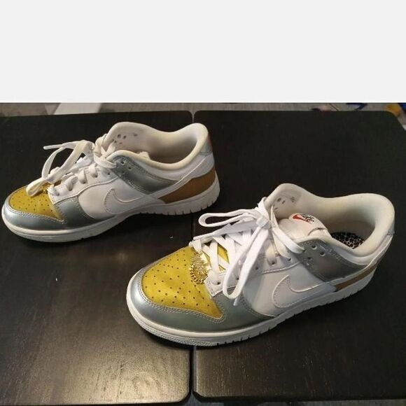 nike dunk low se white - Picture 2 of 4